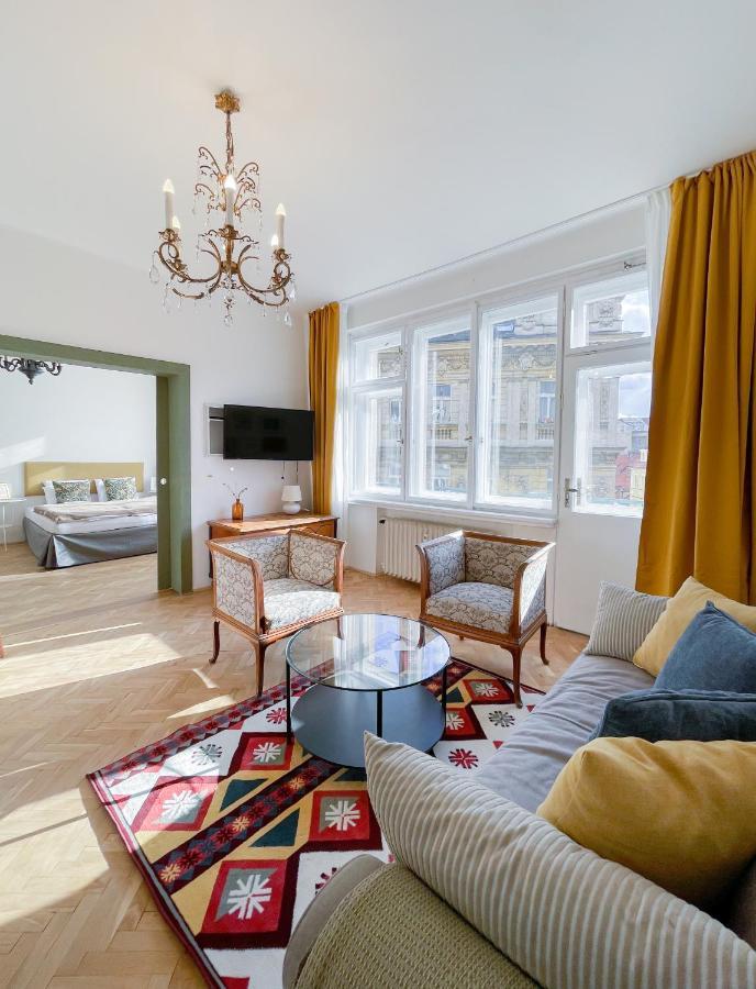 Turnkey I Vintage Terrace Apartment Prague Exterior photo
