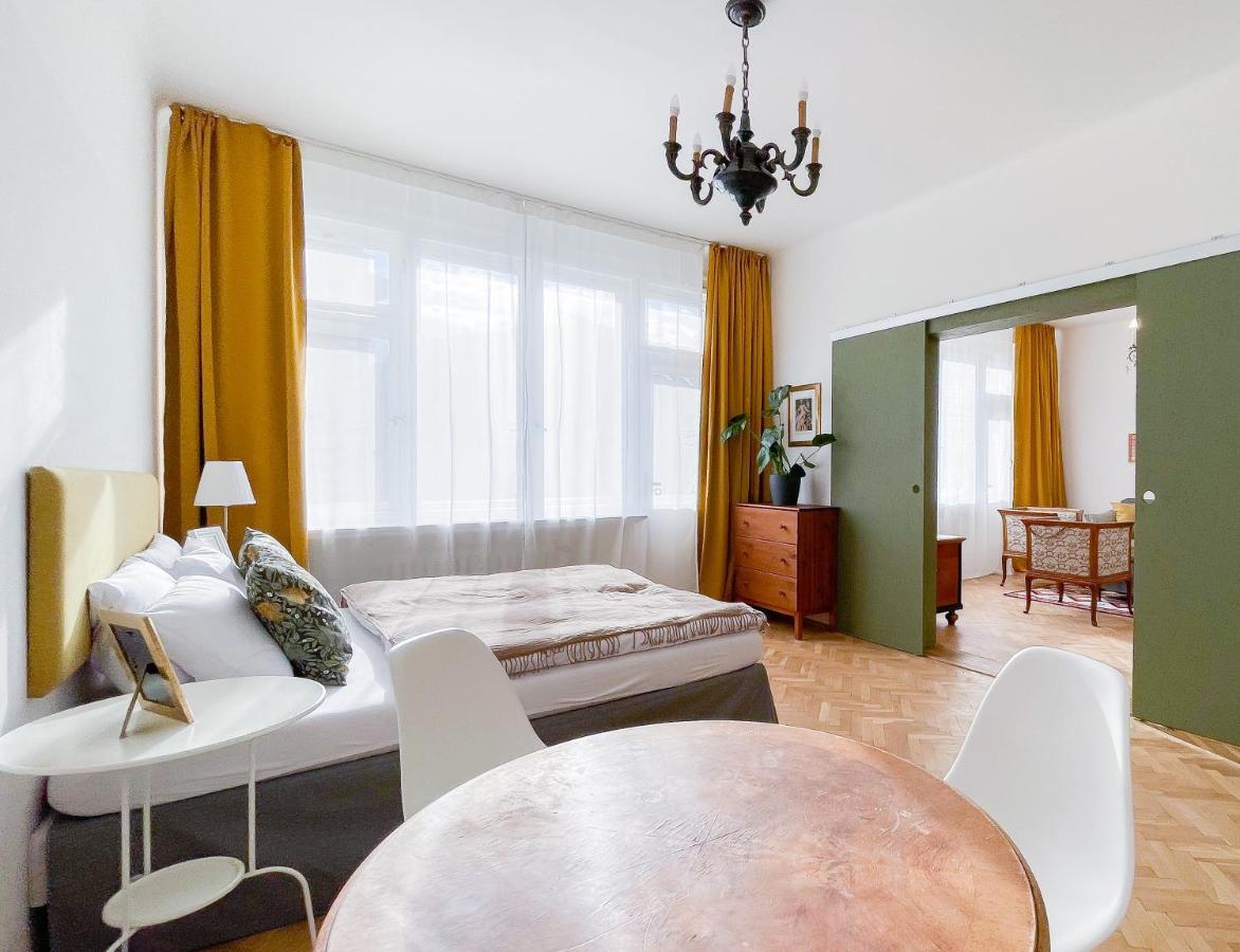 Turnkey I Vintage Terrace Apartment Prague Exterior photo