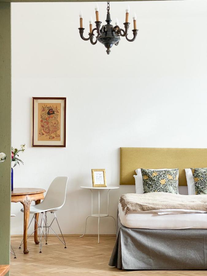 Turnkey I Vintage Terrace Apartment Prague Exterior photo